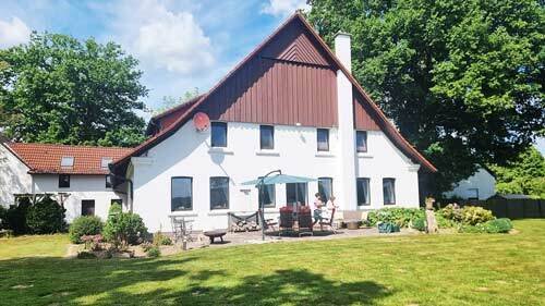 NRW, Nordrhein-Westfalen, Raum Bielefeld - gepflegte Reitanlage zu verkaufen NRW, Nordrhein-Westfalen, Raum Bielefeld - gepflegte Reitanlage zu verkaufen