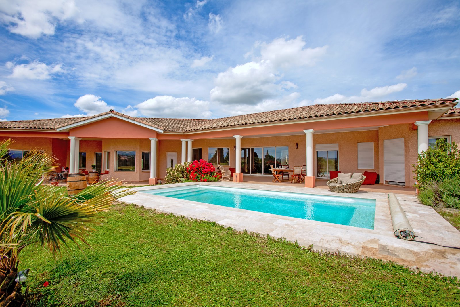 Süd-Frankreich, nahe Montréal - Landhaus-Villa mit Pferdestall zu verkaufen! Süd-Frankreich, nahe Montréal - Landhaus-Villa mit Pferdestall zu verkaufen!