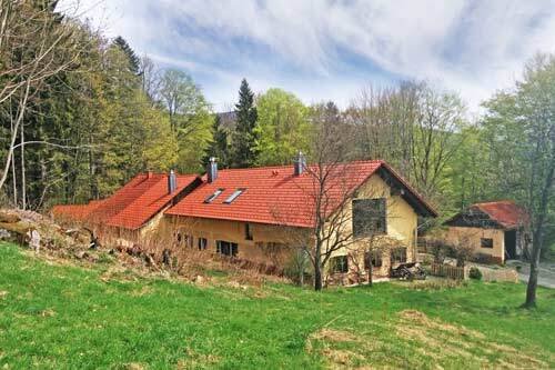 Österreich, Böhmerwald, Klaffer am Hochficht, Landhaus mit Pferdestall Österreich, Böhmerwald, Klaffer am Hochficht, Landhaus mit Pferdestall